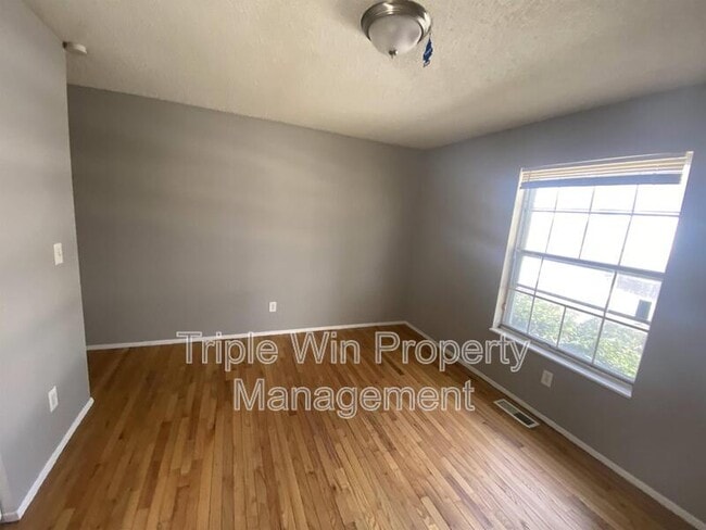 Building Photo - 14655 Fox Manor Dr