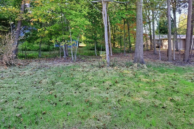 Building Photo - 120 Family