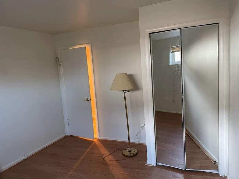 Building Photo - 9510 Lawnsberry Ter