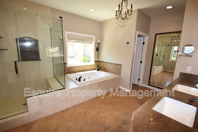 Building Photo - 1674 Bushgrove Ct