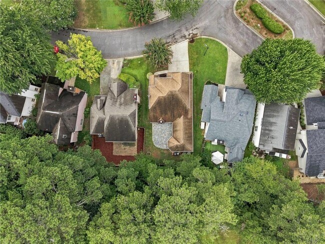 Building Photo - 5527 Bridge Pointe Dr