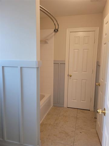 Building Photo - 1713 Water Lily Dr