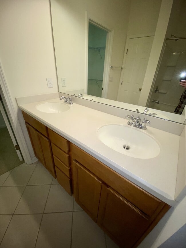 Building Photo - 12988 Spring Rain Rd