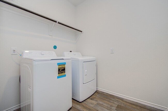 Building Photo - 3046 Bloomsbury Ter Dr