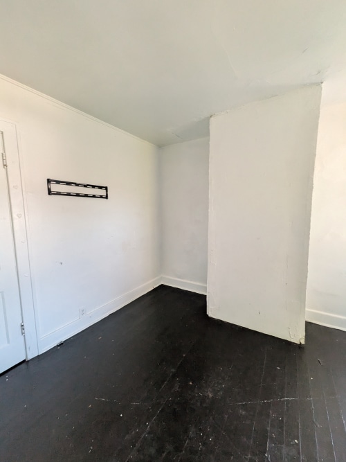 Building Photo - 1813 Converse St