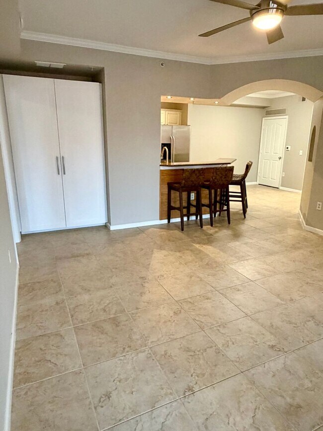 Building Photo - 12965 Positano Cir