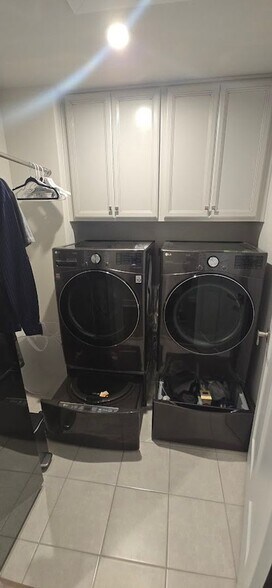 Building Photo - 11273 Wheeler Ridge Dr