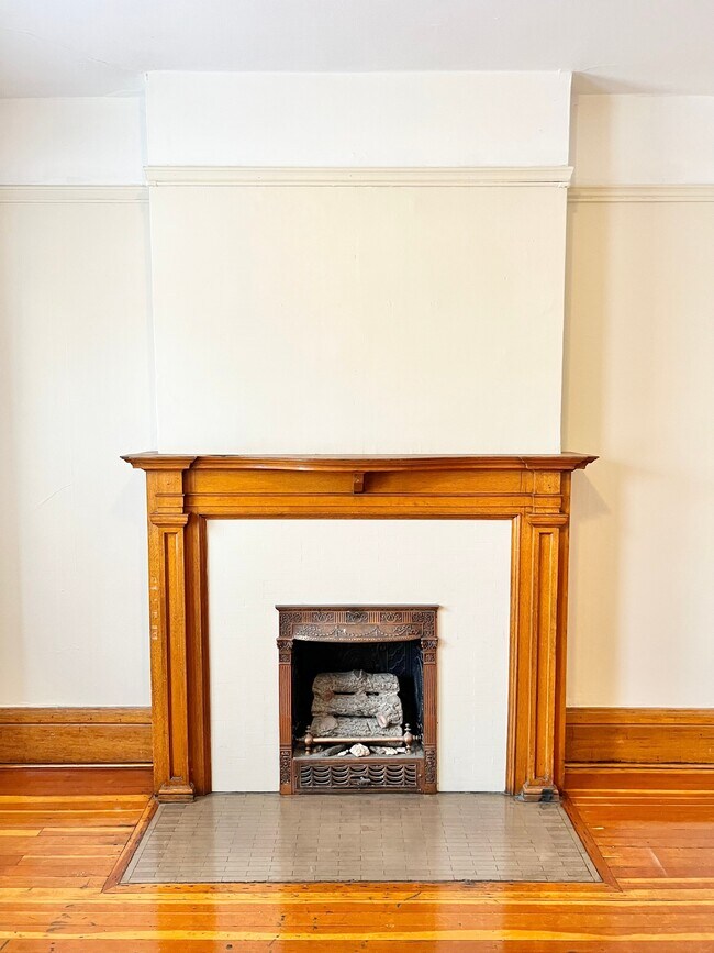 IMG_1098 - Cross Apartments