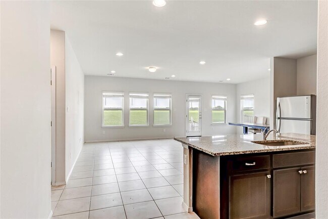 Building Photo - 2721 Winding Creek Rd