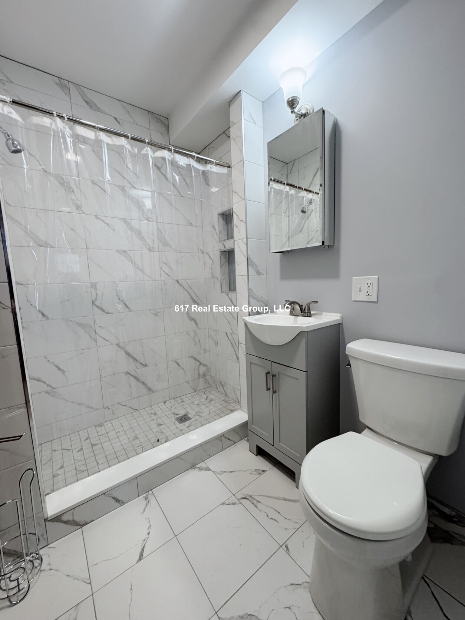 Building Photo - 4 Everett Square