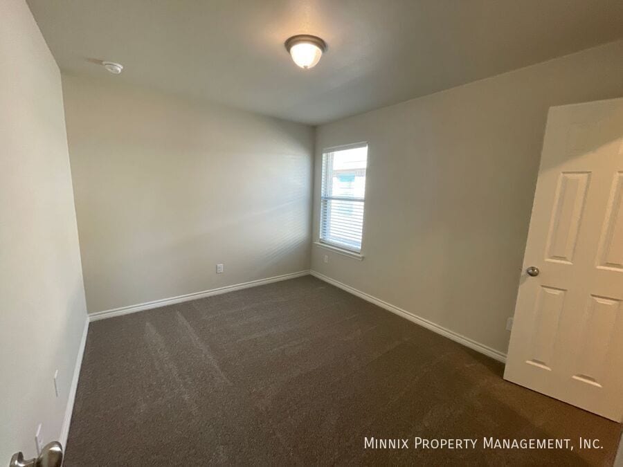 Building Photo - 1349 Bajada St