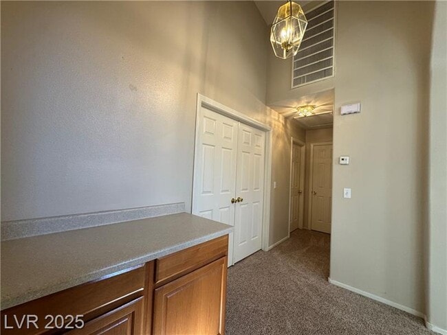 Building Photo - 9833 Panorama Cliff Dr