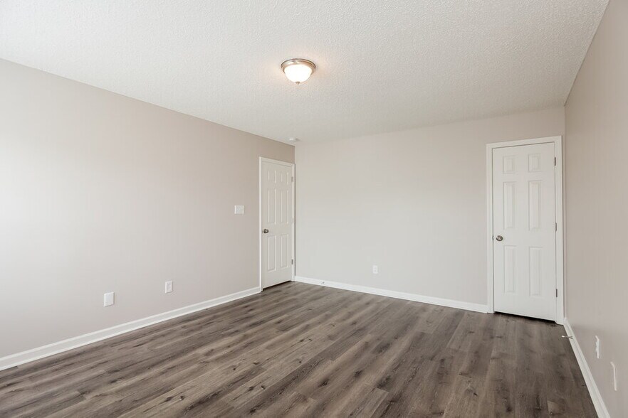 Building Photo - 2120 Speedwell Ct