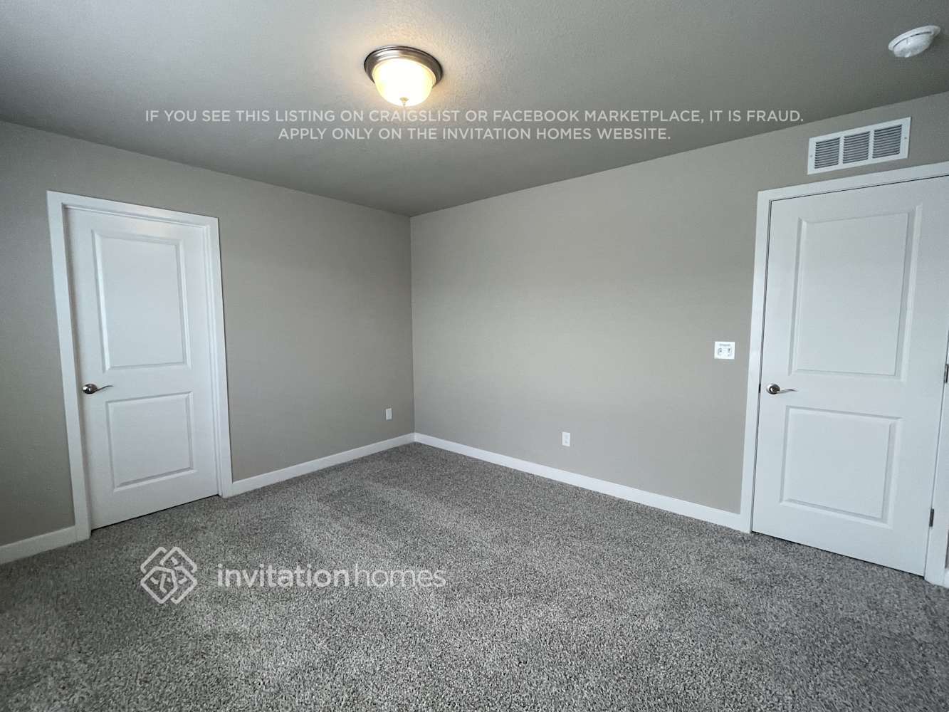 Building Photo - 13583 Arriba Dr