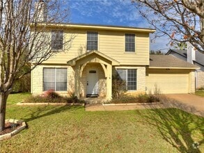 Building Photo - 605 Amaryllis Ave