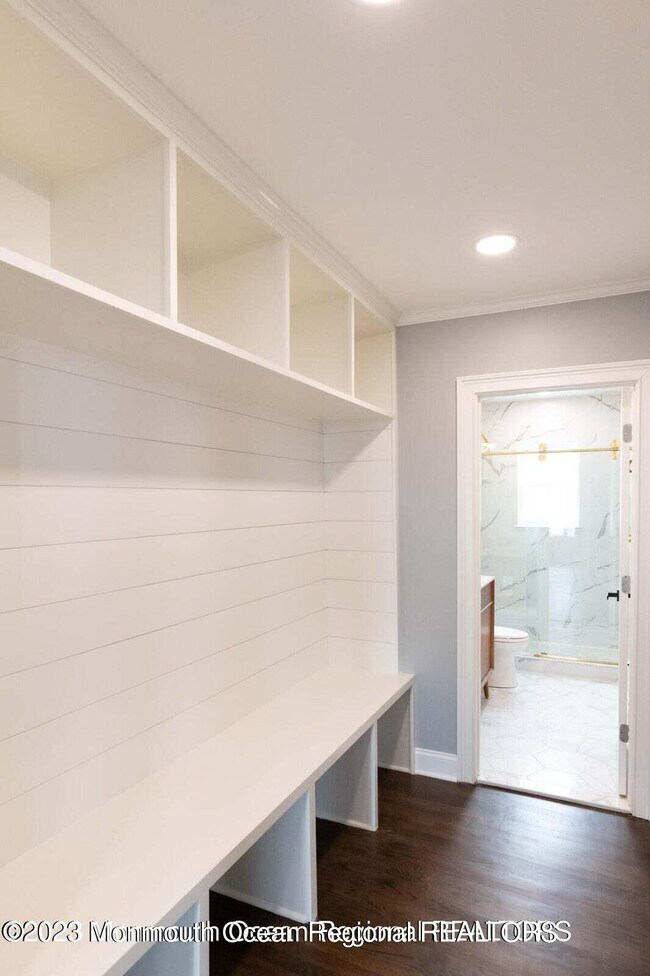 Building Photo - 20 Woodland Ave