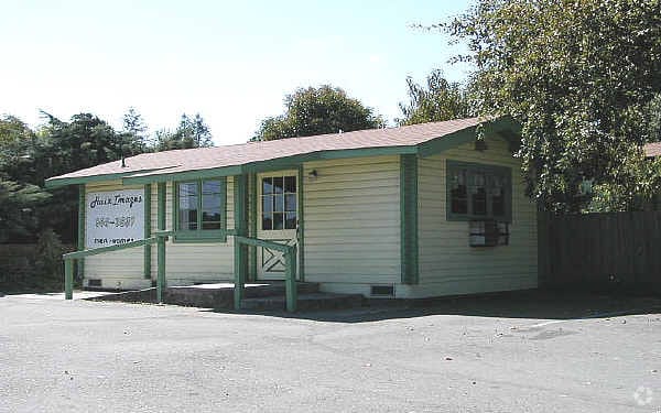 Building Photo - 5503-5505 Old Redwood Hwy