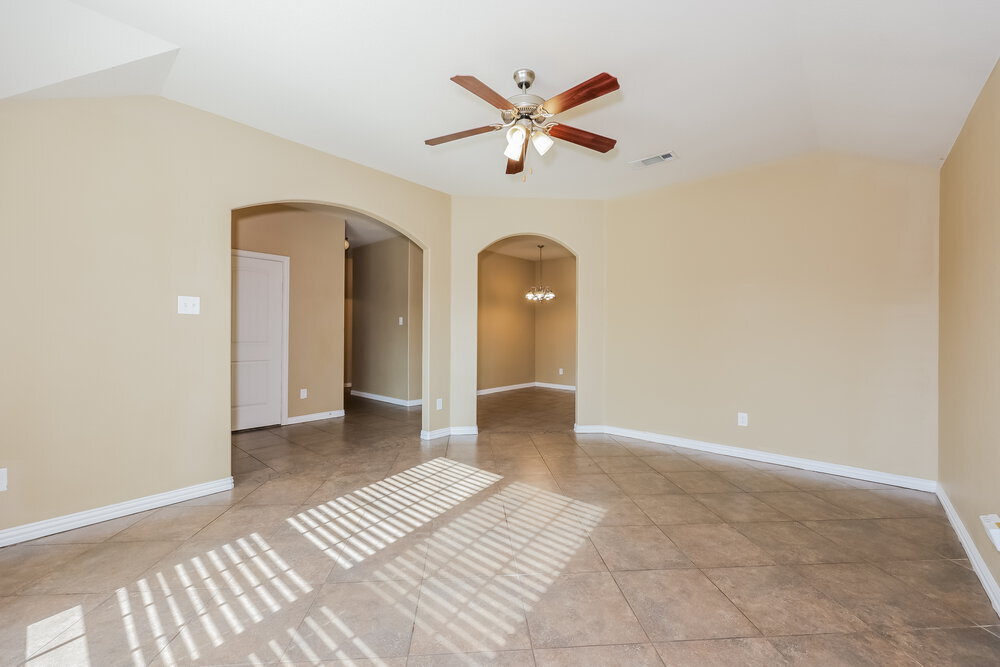 Building Photo - 7681 Hollow Point Dr