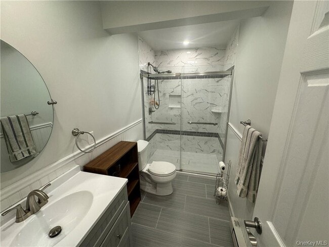 Building Photo - 28 Lakeview Dr