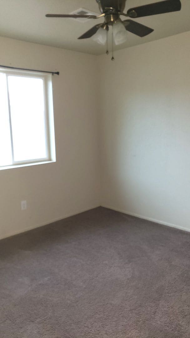 Building Photo - 3 bedroom Rental