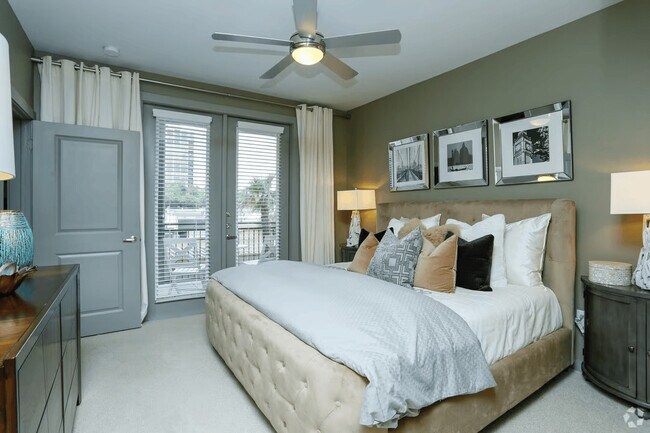 Building Photo - Your New Apartment Comes with 1 Month FREE!