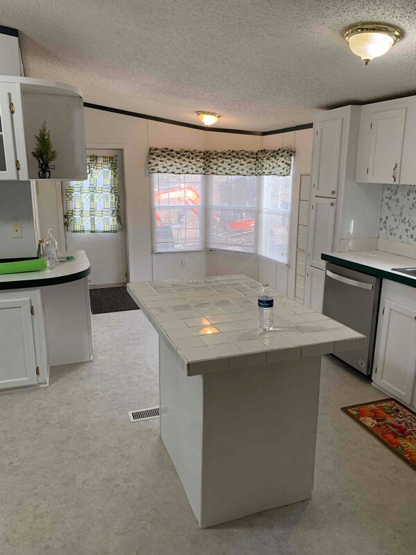 Building Photo - 322 Beaver Creek Dr