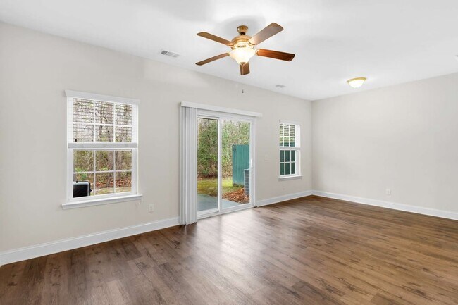 Building Photo - 511 Ferguson Ln