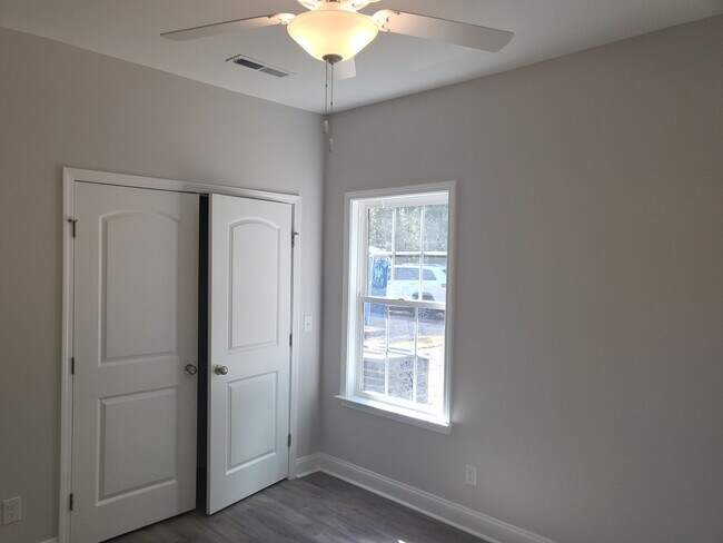 Building Photo - Nice 3 bedroom/2 bath home in Longs