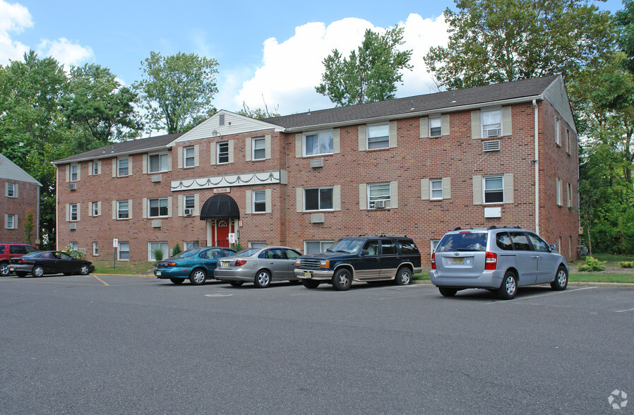 Primary Photo - Spring Garden Apartments