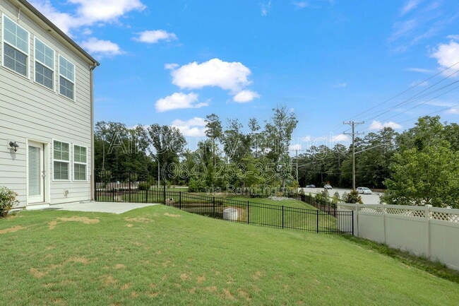 Building Photo - 1101 Premier Key Dr