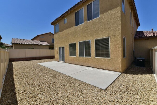 Building Photo - Beautiful 4BED/3BATH/CAR home located in SW Las Vegas!