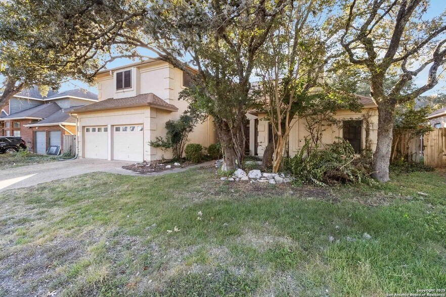 Building Photo - 17915 Summer Knoll Dr