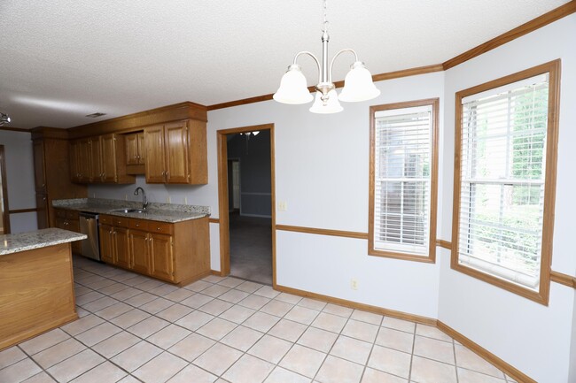 Building Photo - 1450 Morris Way Dr