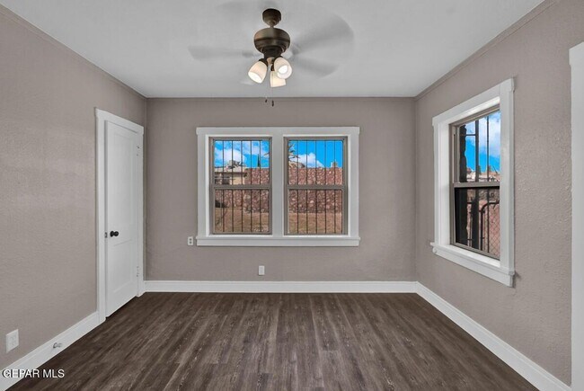 Building Photo - 3411 Altura Ave