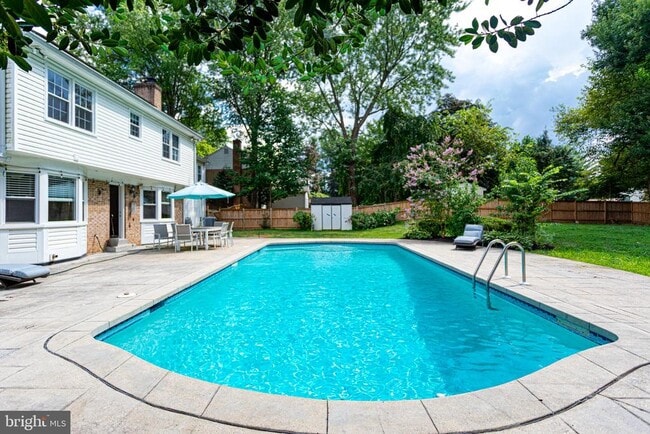 Building Photo - 14912 Emory Ln