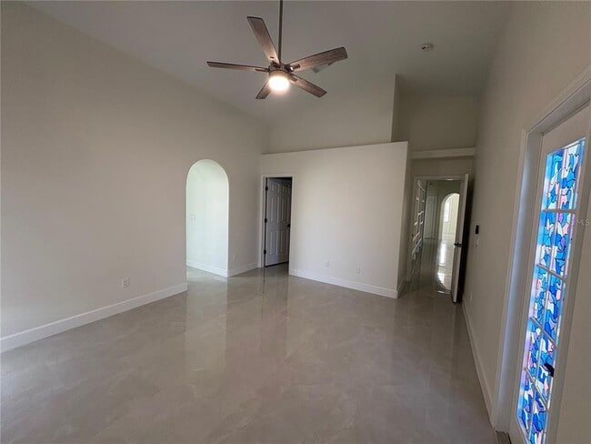 Building Photo - 11215 Crystal Glen Blvd