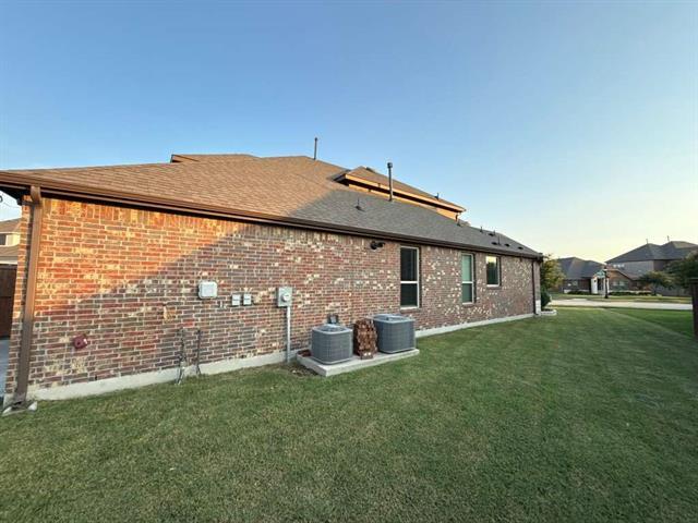 Building Photo - 9594 Kavik St
