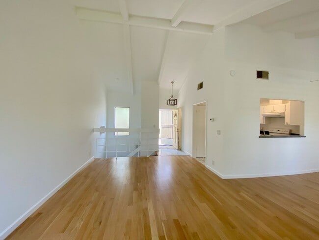Building Photo - 7 Kilmer Ct
