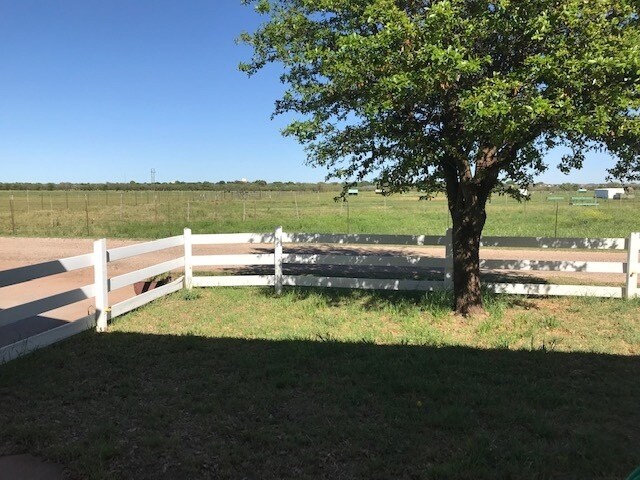 Building Photo - 4950 Milliorn Ranch Rd