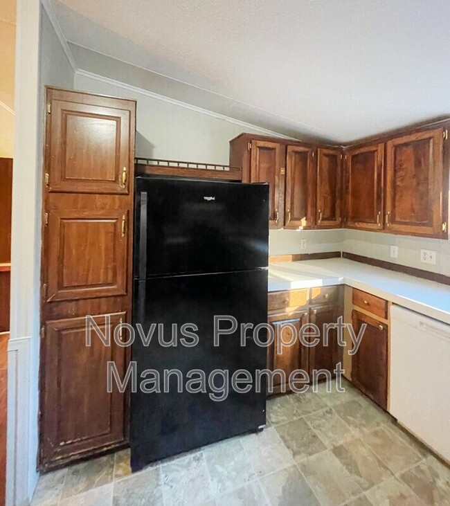 Building Photo - 249 Oakleigh Dr