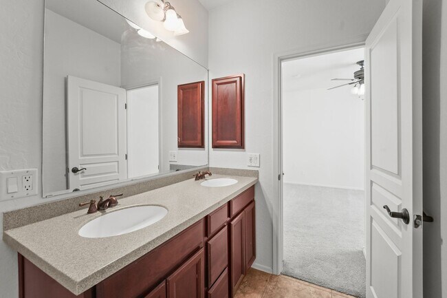 Building Photo - Live Large in Maricopa – Over 3,900 Sq Ft ...