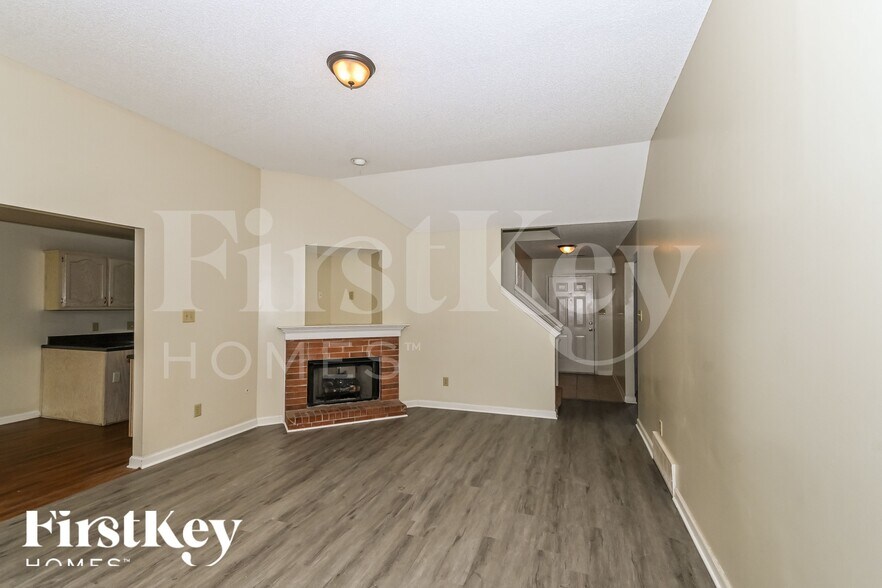 Building Photo - 7000 S Beringer Dr