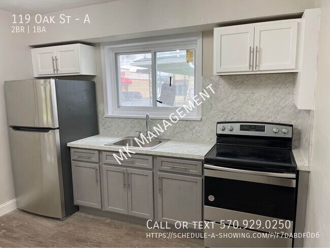 Primary Photo - 119 Oak St
