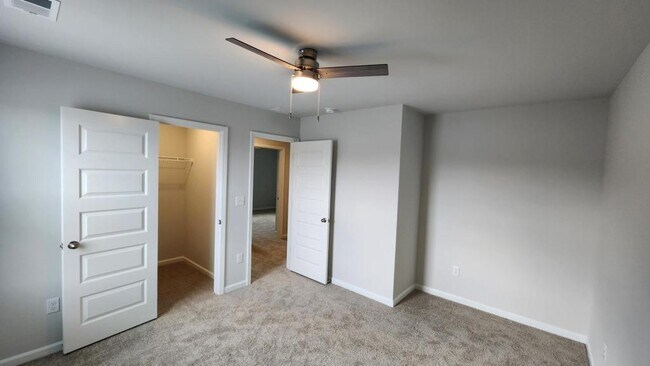 Building Photo - 1055 Sentinel Ct