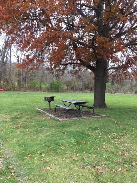 Building Photo - 1447 Aber Ave