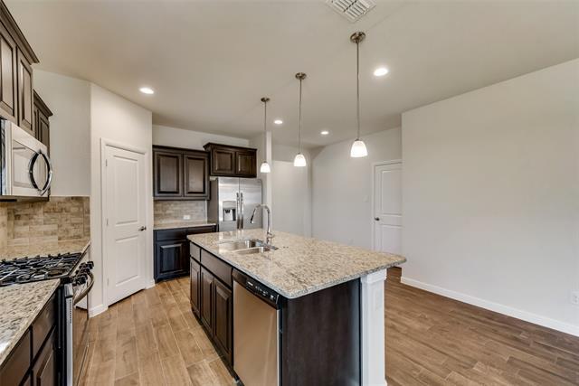 Building Photo - 415 Helm Ln
