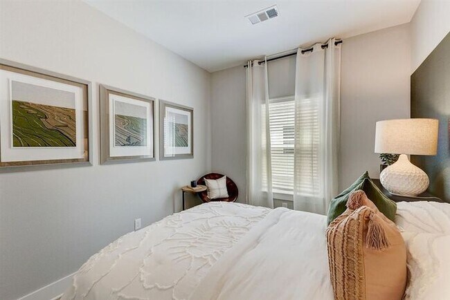 Building Photo - 4617 Pantheon Wy