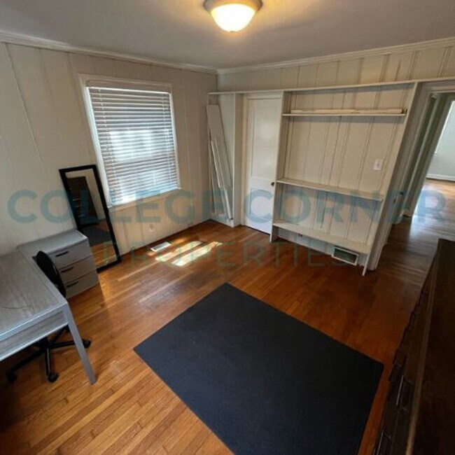 Building Photo - 1253 Brookwood Dr