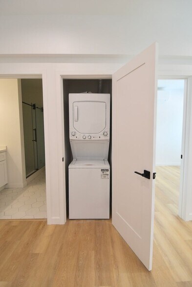 Building Photo - 1846 10th St