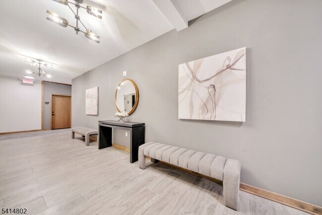 Building Photo - 308 Encampment Ct